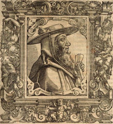 Bärtiger Mann im Profil nach rechts mit Kapuze und Kardinalshut sowie Schriftstück in der linken Hand
